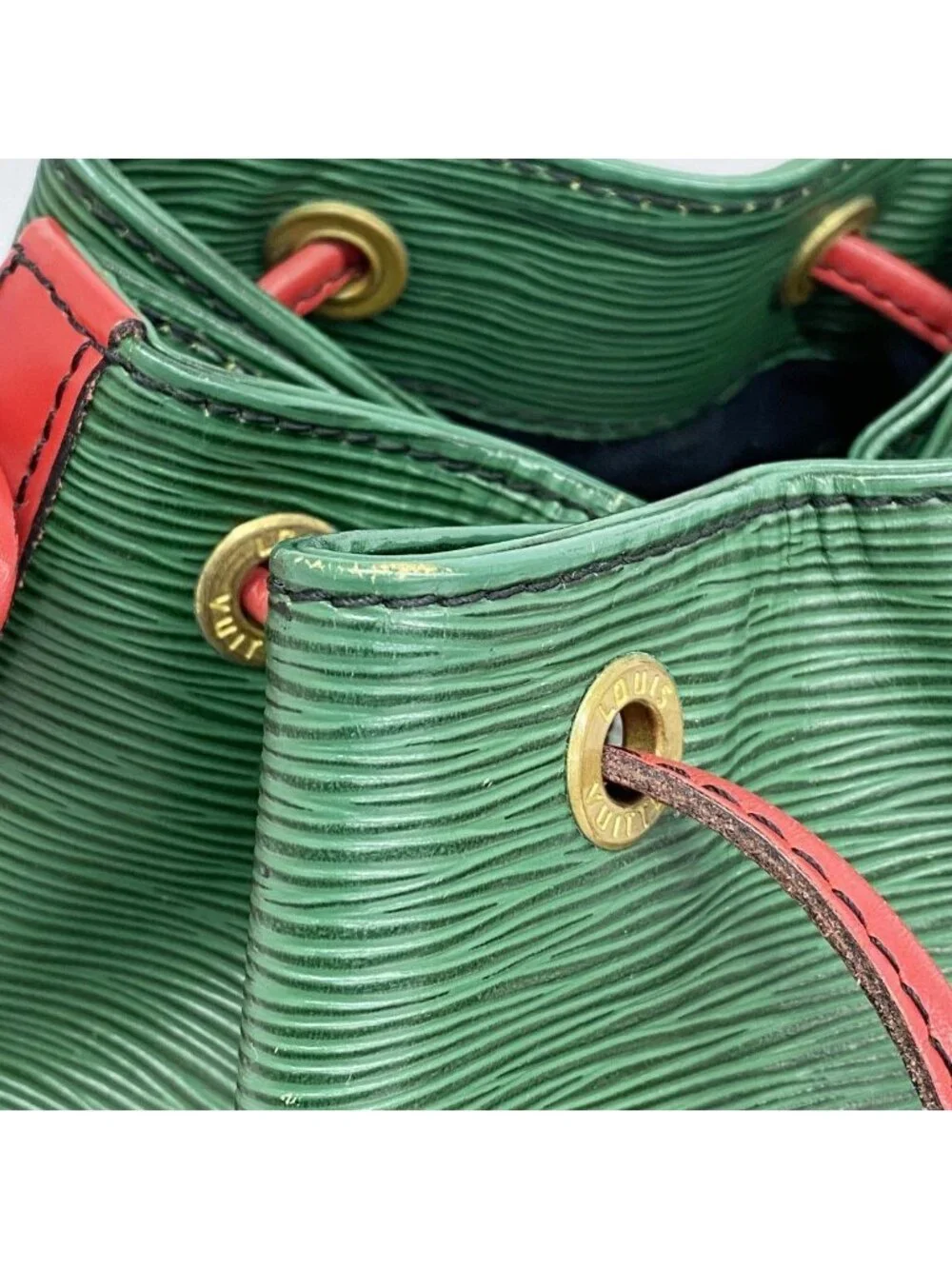 Louis Vuitton Shoulder Bag Epi Petit Noe Borneo Green Castilian
